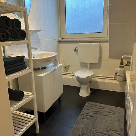 Modernes & Komfortables Bis Zu 6 P Apartament Hanower