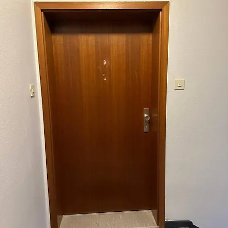 Modernes & Komfortables Bis Zu 6 P Appartement Hannover